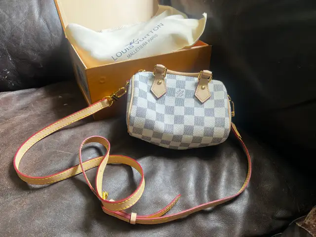 Louis Vuitton Mini Speedy  in Women's - Bags & Wallets in Barrie - Image 11