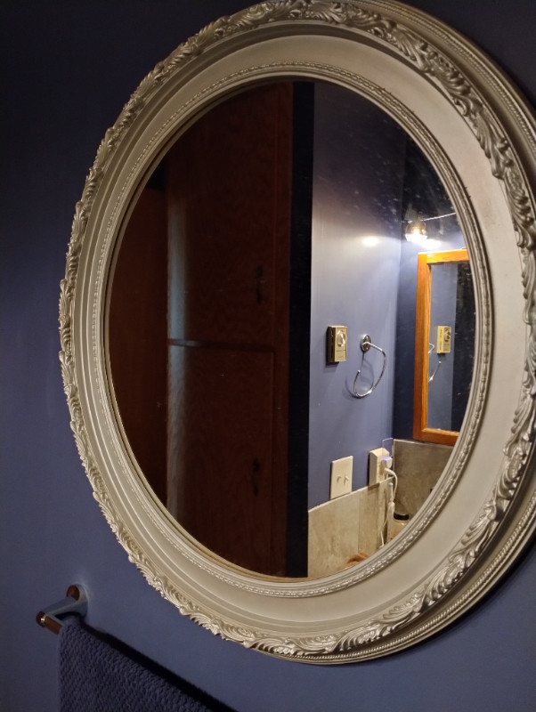 WALL MIRROR in Home Décor & Accents in Sault Ste. Marie - Image 2