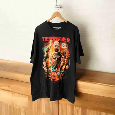 NEW Men's Spencer's TERRIFIER Black Graphic Tee Halloween 2XL, View more