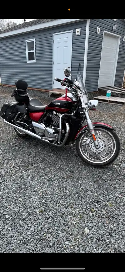 2013 Triump thunderbird 1600 Bike is in great shape very comfortable, there is a little dent in the...