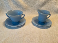 Pyrex blue delphite piecrust creamer sugar & Saucer