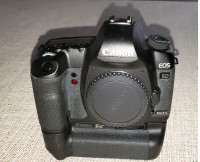 Canon 5D MKII avec BG-E6 (2 batteries)