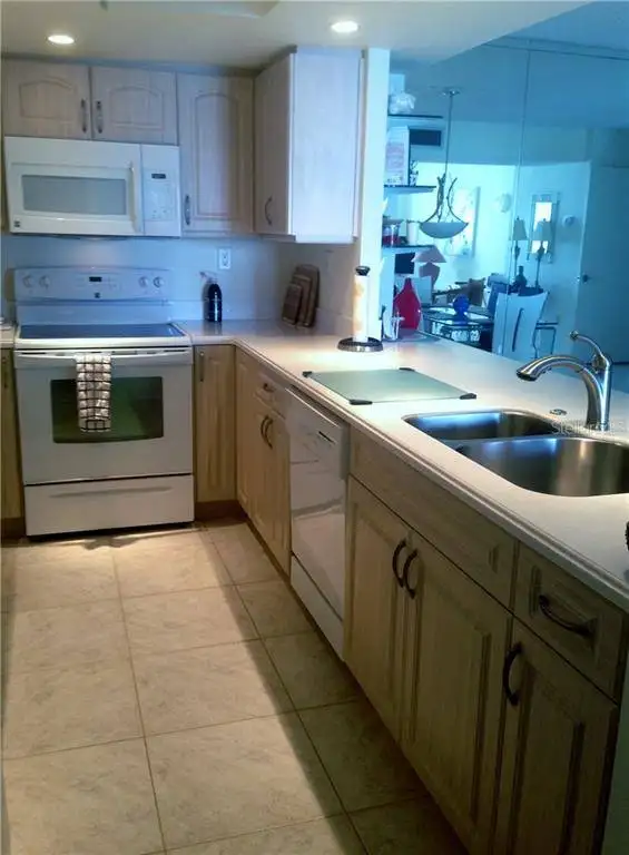 Clearwater: Beautiful 2bd oceanfront condo in Florida in Canada - Image 9