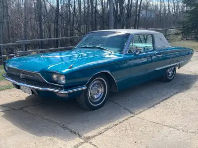 390 V8 auto Runs and drives beautifully and cruises very nicely Swing away steering column Power win...