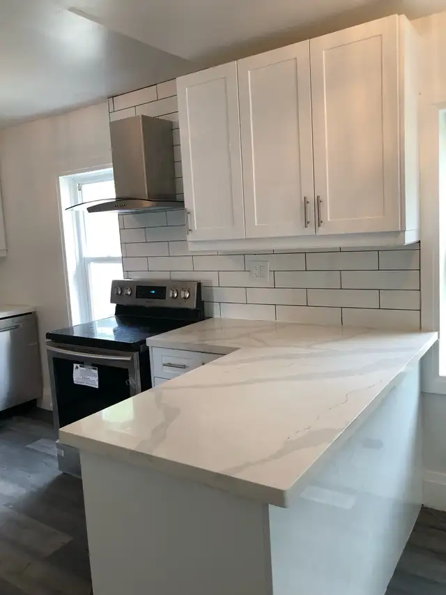 ⭐️ Kitchen •Bath • Backsplash • Tile installation Renovation in Renovations, General Contracting & Handyman in Oshawa / Durham Region - Image 2