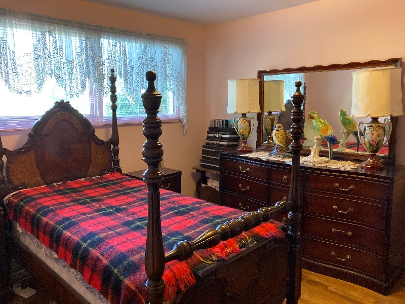Really FULL FINAL DAY! Estate Sale in Parkwood Hills Garage Sales