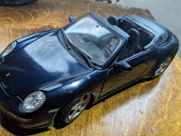 1/18 scale Porsche 