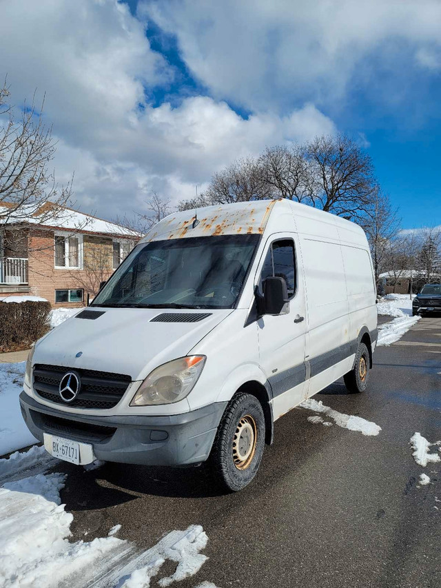 Van For Sale in Cars & Trucks in City of Toronto - Image 4