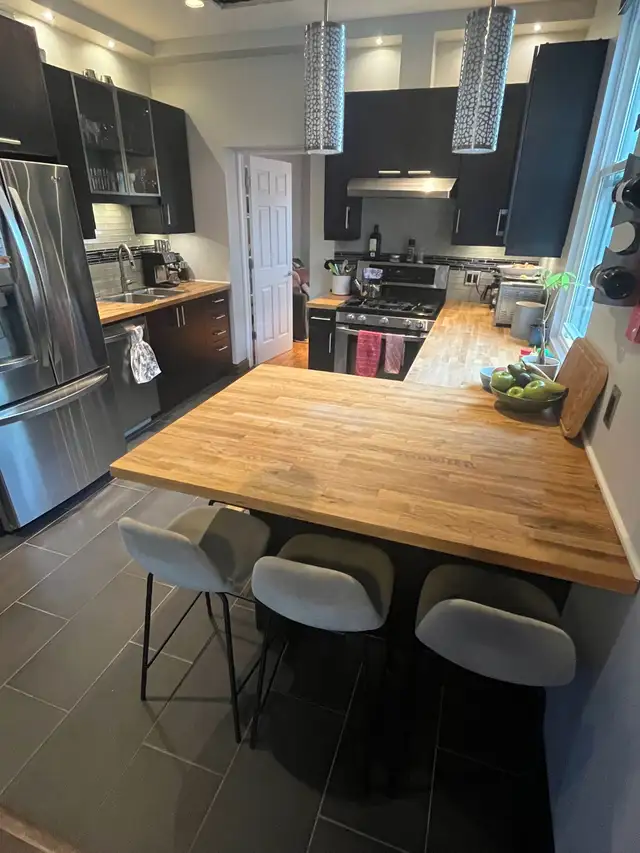 2 Bed 1 Bath House Sublet in Short Term Rentals in Ottawa - Image 6