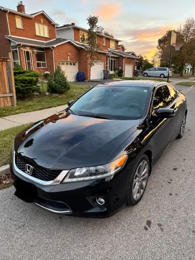 2014 Honda Accord EX-L V6 Coupe 213,000 km– Certified Black-on-black, Clean title and in good overal...