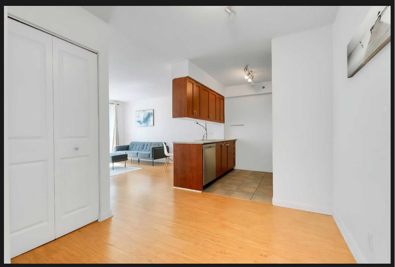 1225 R. Notre Dame O — photo 3