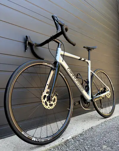 54cm 2025 Di2 Cannondale CAAD13 Road Bike, MINT, View more