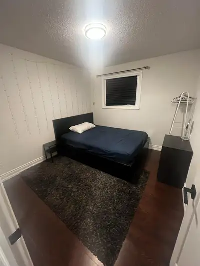 ✨ Private Bedroom for Rent – $1000/month | Female Student Only