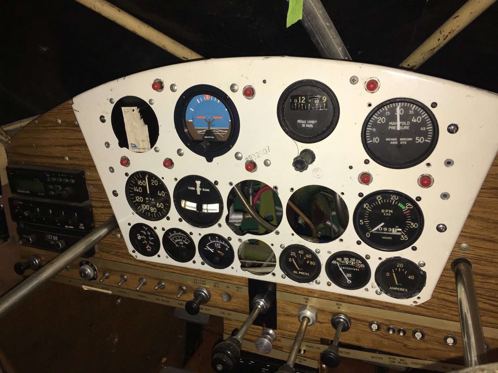Consolidated Vultee Aircraft Stinson 108-3, photo 3