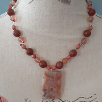 Glam bead and quartz pendant necklace