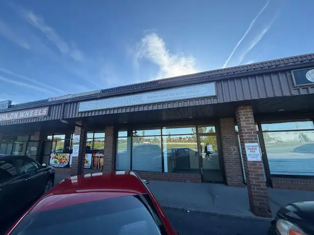 Retail / commercal place for rent in Long Term Rentals in Cornwall - Image 3
