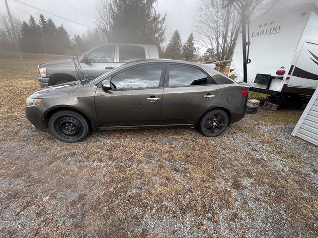 2010 Kia forte sold as is in Cars & Trucks in Kingston - Image 4