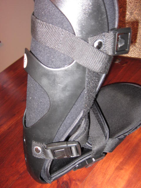 New Alpha Medical Plantar Fascitis Night Splint Heel & Foot Pain in Health & Special Needs in London - Image 3