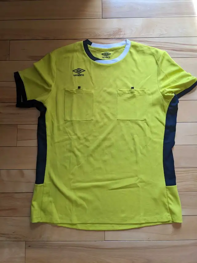 soccer ref jersey 525306579932293125