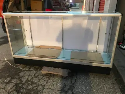 6 FeeT, Display, Case, Showcase, Full Vision, View more