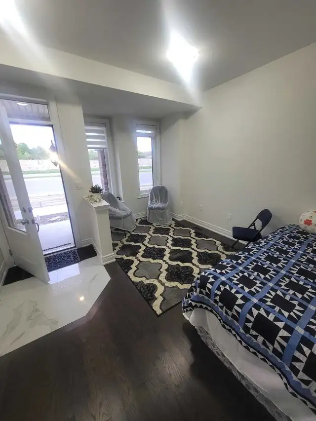 Brandnew house in Room Rentals & Roommates in Oshawa / Durham Region - Image 5