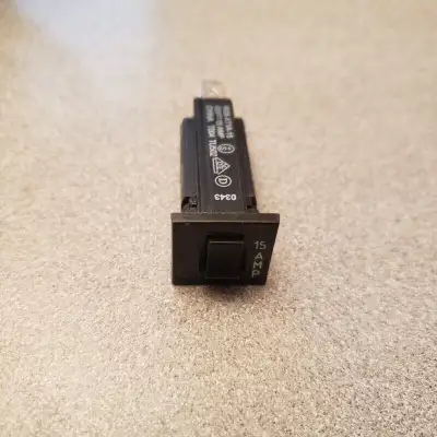 CIRCUIT BREAKER 15A LENNOX NEUF NEW W28-XT1A-15, View more