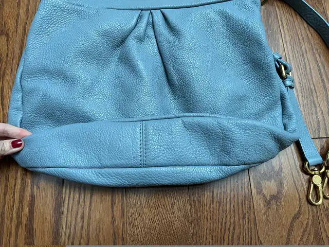 Marc Cobs Blue purse crossbody in Women's - Bags & Wallets in City of Toronto - Image 4