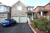 Two car garage detached house in Brampton available for rent