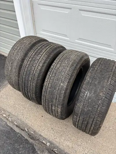 Only 6000km on these tires, like new. Came off a new model Nissan Frontier.