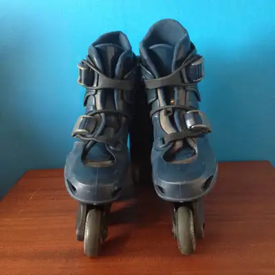 "CLEARANCE". = Blue, Blade Runner Horizon, Men's size 8 - 10. Has buckles instead of laces = for qui...