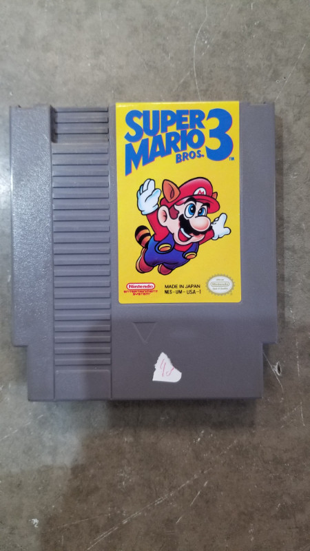 Super Mario Bros 3 NES Game in Older Generation in Oshawa / Durham Region