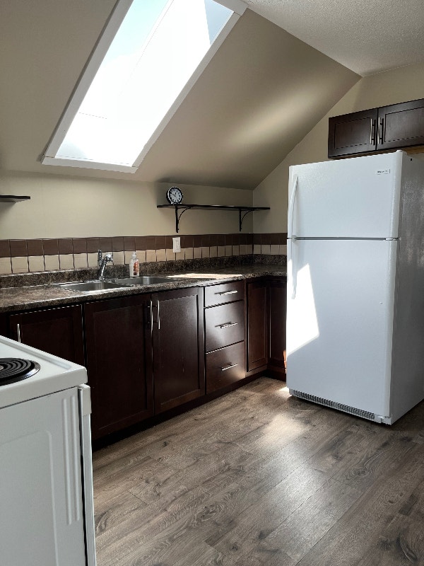 Renovated 2 bedroom suite Long Term Rentals Prince Albert Kijiji