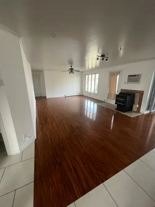 Intergénération à louer – Sainte-Martine Grand 5 chambres • 2 cuisines • 3 entrées • Garage double c...