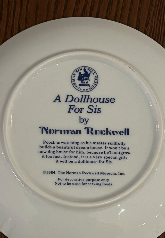 A doll House, porcelain plate by Norman Rockwell in Arts & Collectibles in Hamilton - Image 2