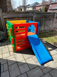 Outdoor play cube / climber  with slide