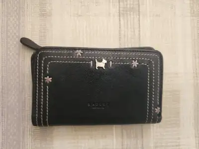 Radley Purse Card Holder Wallet Black Dog embroidery leather, View more