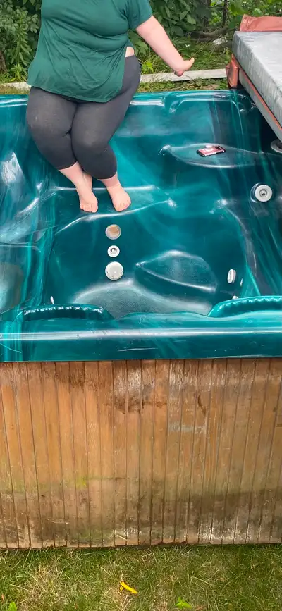 Free Hottub, View more