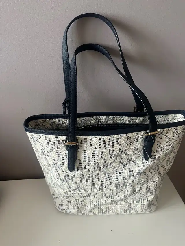 Michael kor purse62863728983427121