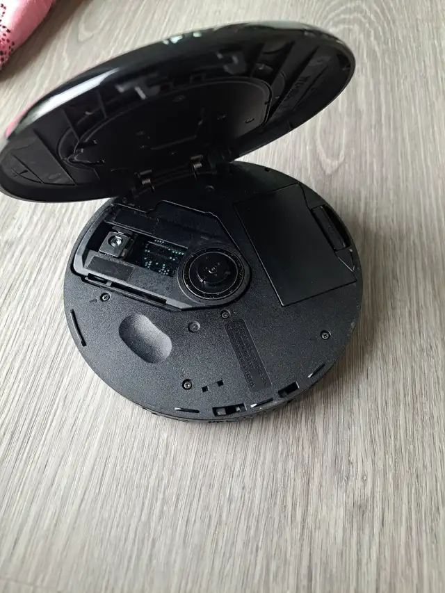 Sony Discman in General Electronics in Moncton - Image 3