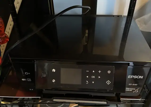 printer Epson in Printers, Scanners & Fax in Hamilton - Image 2