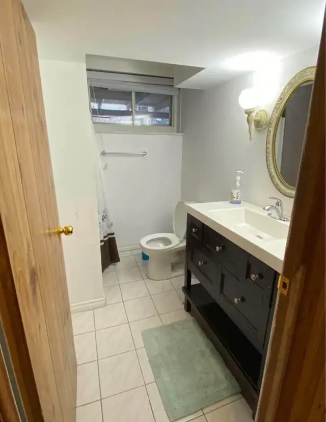 Room for Rent in 3 Bed 1 Bath Basement Unit in Room Rentals & Roommates in City of Toronto - Image 5