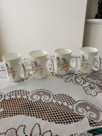 Vintage Crown Ceramics Floral Tea/ Coffee  Mugs, set of 4