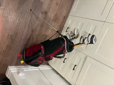 women’s right handed golf set and bag, View more