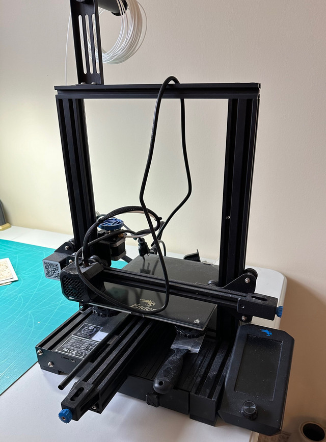 Ender3 v2 3D Printer NEW INCLUDES CASE OF FILAMENTS in Printers, Scanners & Fax in Belleville