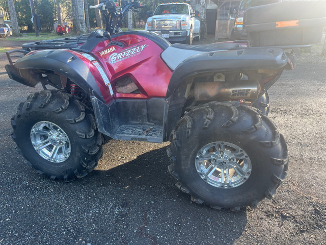 2011 grizzly 700 in ATVs in Comox / Courtenay / Cumberland