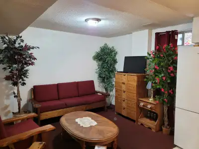 Currently available is a clean basement apartment, 1 LIGHT West of McLaughlin on Williams Parkway, 2...