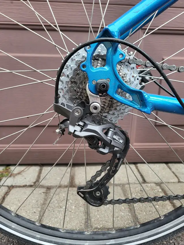 Eclipse Touring Sheriff SLX aluminum bike 27 speed in Road in Ottawa - Image 3