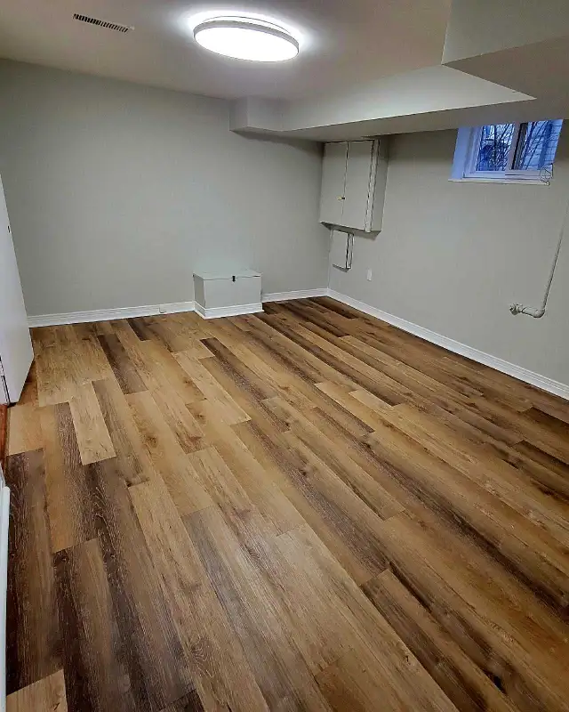 1 BEDROOM APARTMENT SEPARATE ENTRANCE, OPTION TO FURNISH