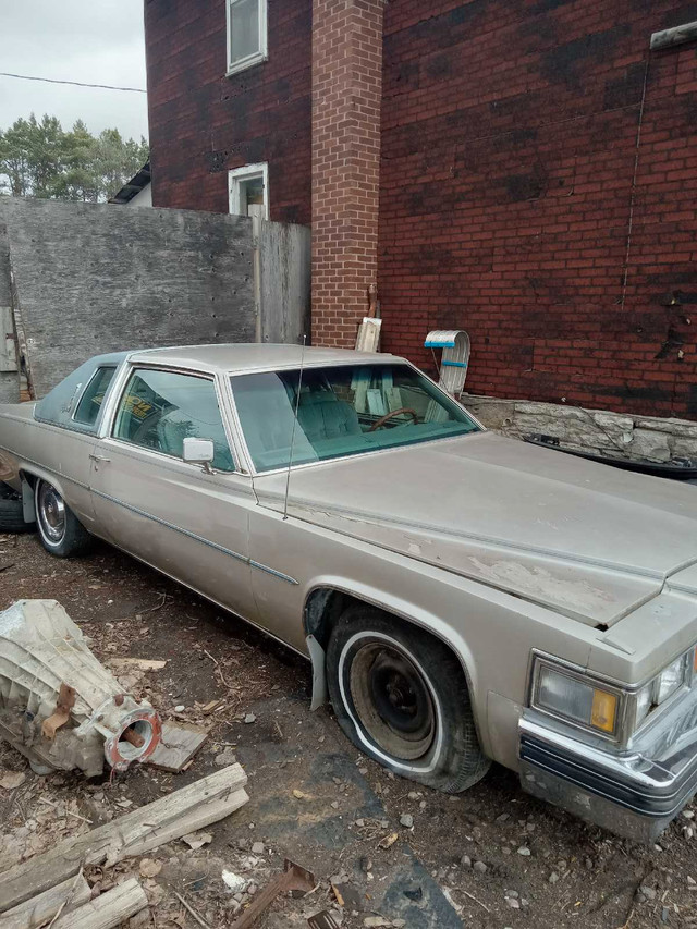 1978 cadillac coup Deville for parts. in Auto Body Parts in Renfrew - Image 2