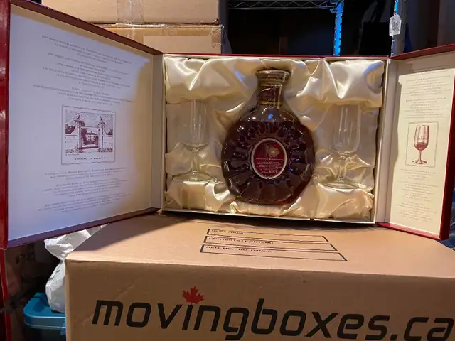 Remy Martin Champagne cognac in Arts & Collectibles in Gatineau - Image 3